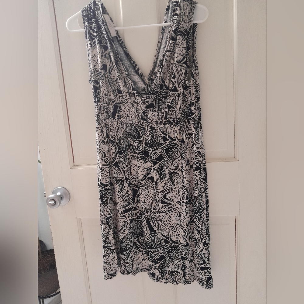 Elegant Black and White Floral Dress